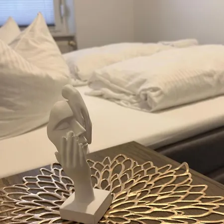 Moderne Direkt Am Bahnhof Gelegen * Bitterfeld-Wolfen